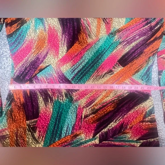 Ashro Colorful Long Sleeve Dress / Plus Size - Picture 10 of 10